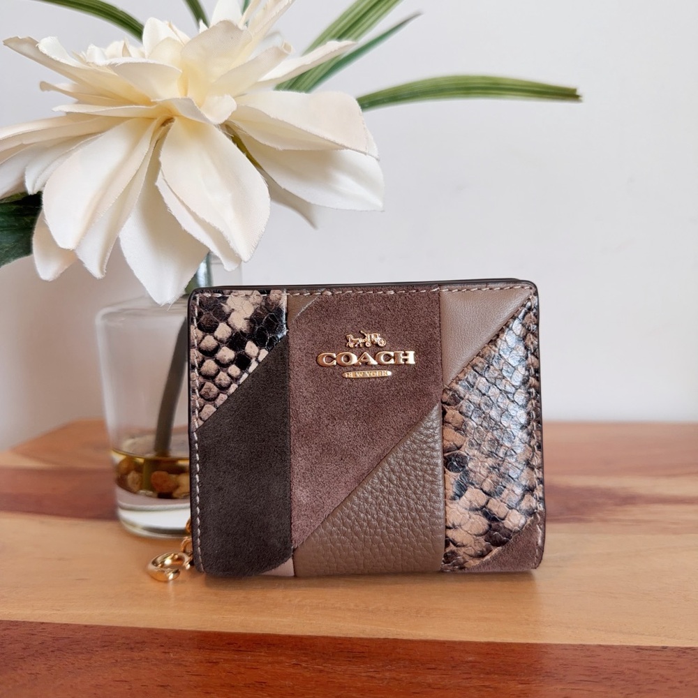 NWT Coach‎ Snap Wallet With Patchwork And Snake Print
